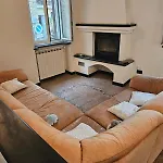 Il Girasole - Casa In Pietra Nel Borgo Di Ottano *
