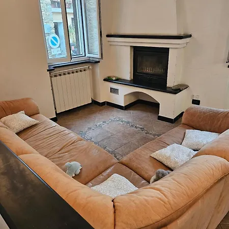 Il Girasole - Casa In Pietra Nel Borgo Di Ottano *
