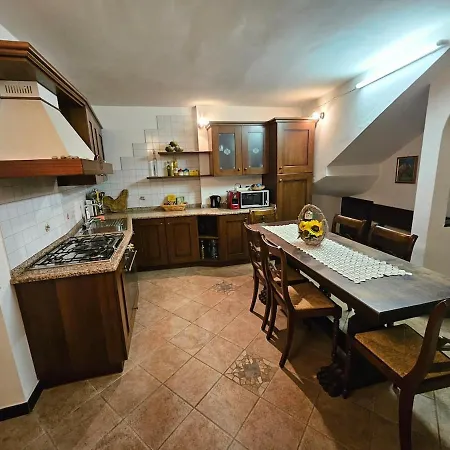 Apartment Il Girasole - Casa In Pietra Nel Borgo Di Ottano *